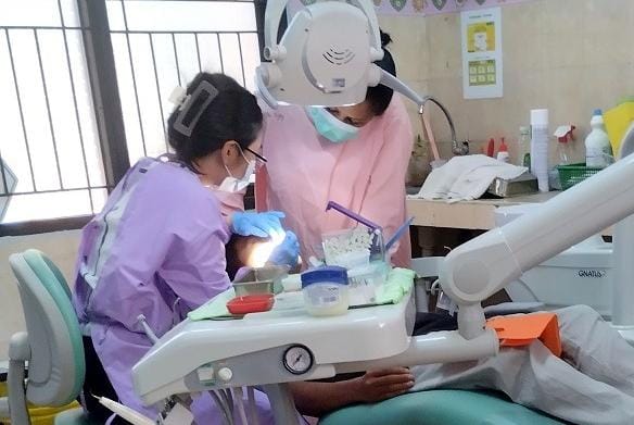 Puskesmas Binong Buka Layanan Online Perawatan Gigi "Pak Ebing"