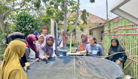 Diskan Kabupaten Tangerang Bina Kelompok Pengolah Ikan di Desa Kemuning Pasir Ampo