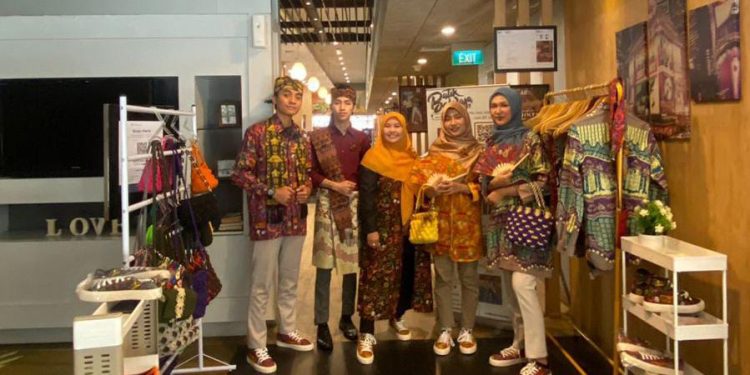 Hotel Ibis Gading Serpong Perkenalkan Batik Balaraja